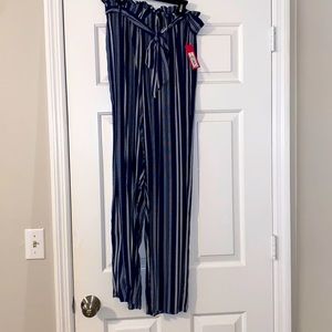 Xhilaration target pants